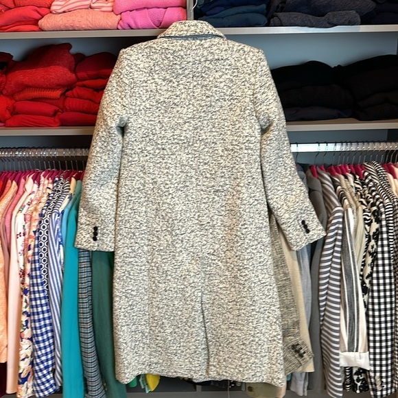 Loft 38% wool white/black/gray boucle long coat size XS - Picture 3 of 3